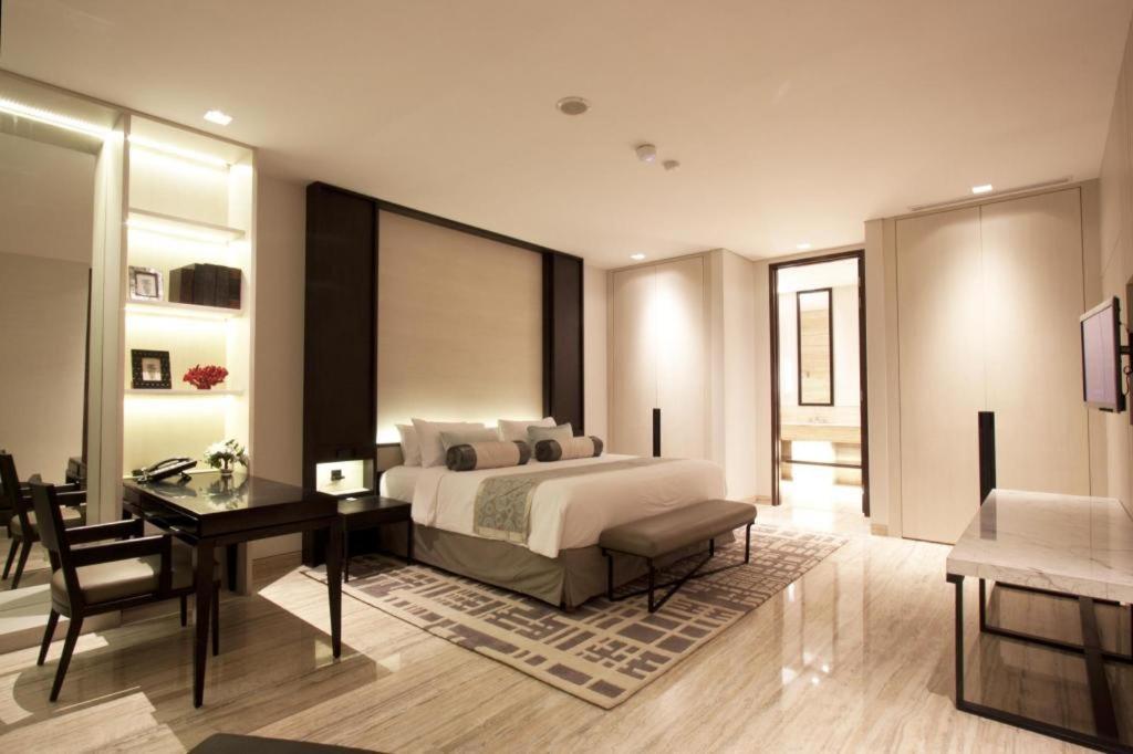 Bumi Segah Hotel Tanjung Redep Экстерьер фото