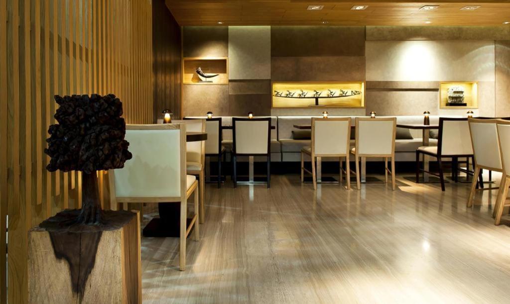 Bumi Segah Hotel Tanjung Redep Экстерьер фото